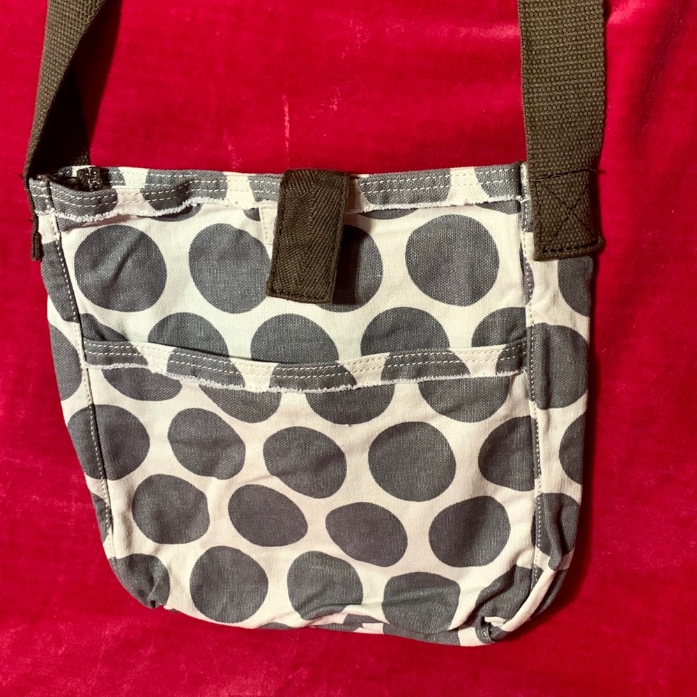 Retro Metro Crossbody
